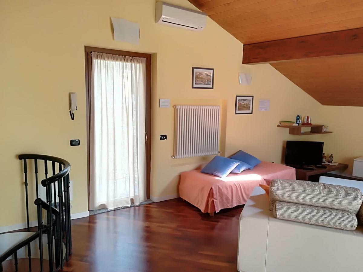 B&B-Foresteria Casa Della Musica Lake Como Mandello del Lario Dış mekan fotoğraf