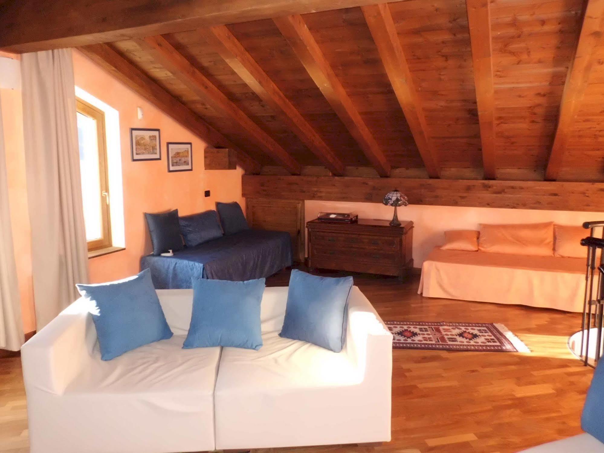 B&B-Foresteria Casa Della Musica Lake Como Mandello del Lario Dış mekan fotoğraf