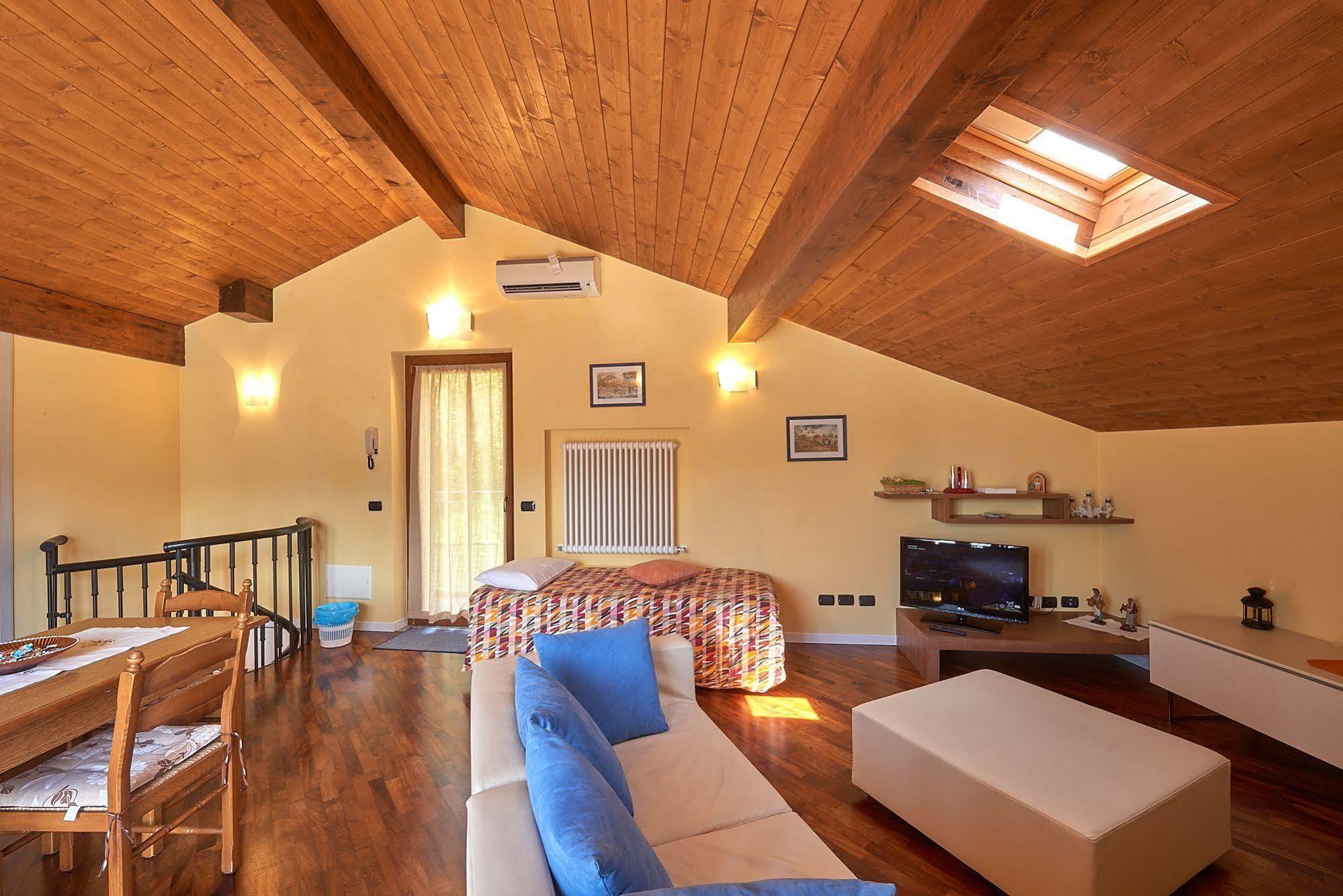 B&B-Foresteria Casa Della Musica Lake Como Mandello del Lario Dış mekan fotoğraf